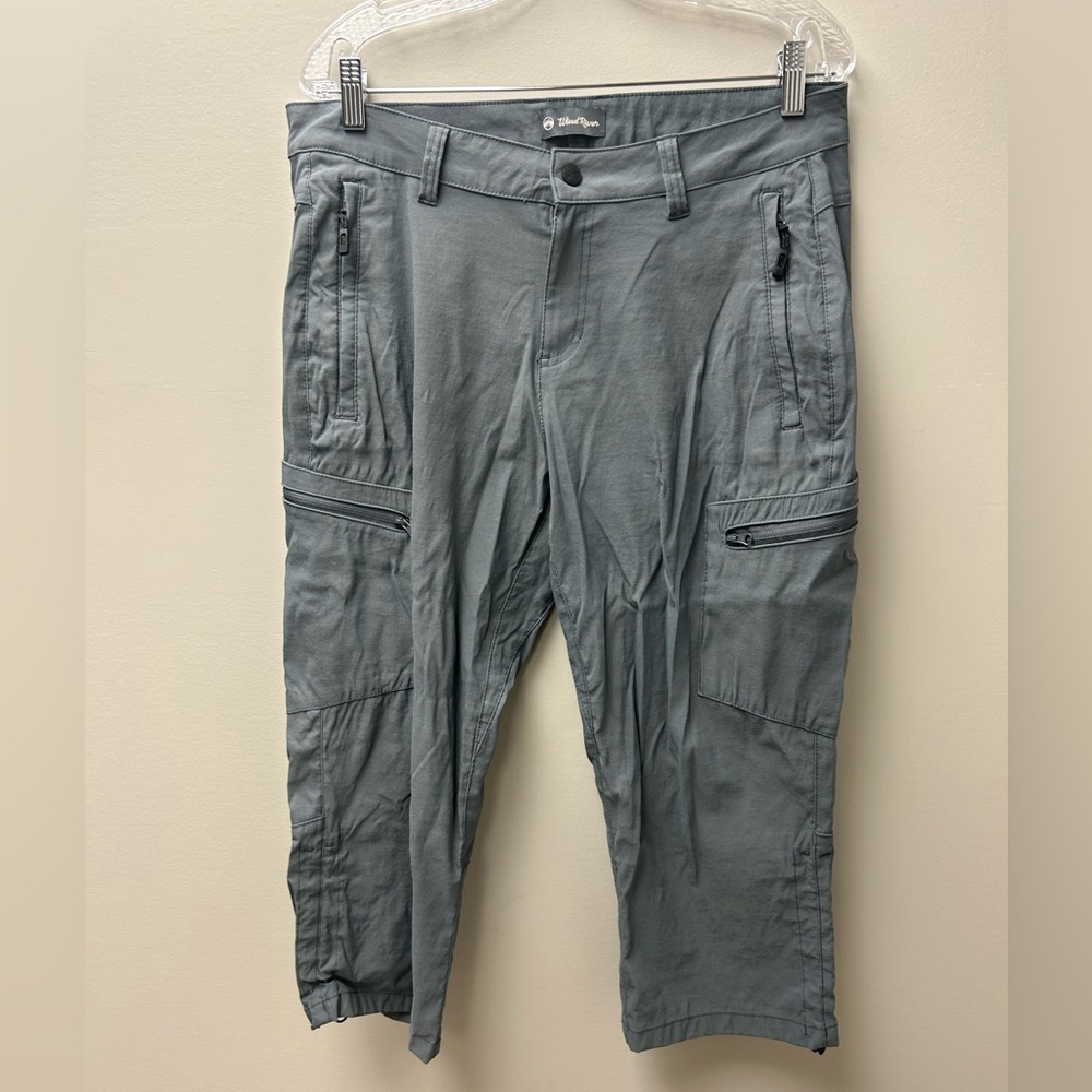 Wind River Grey Capri Hiking Pants